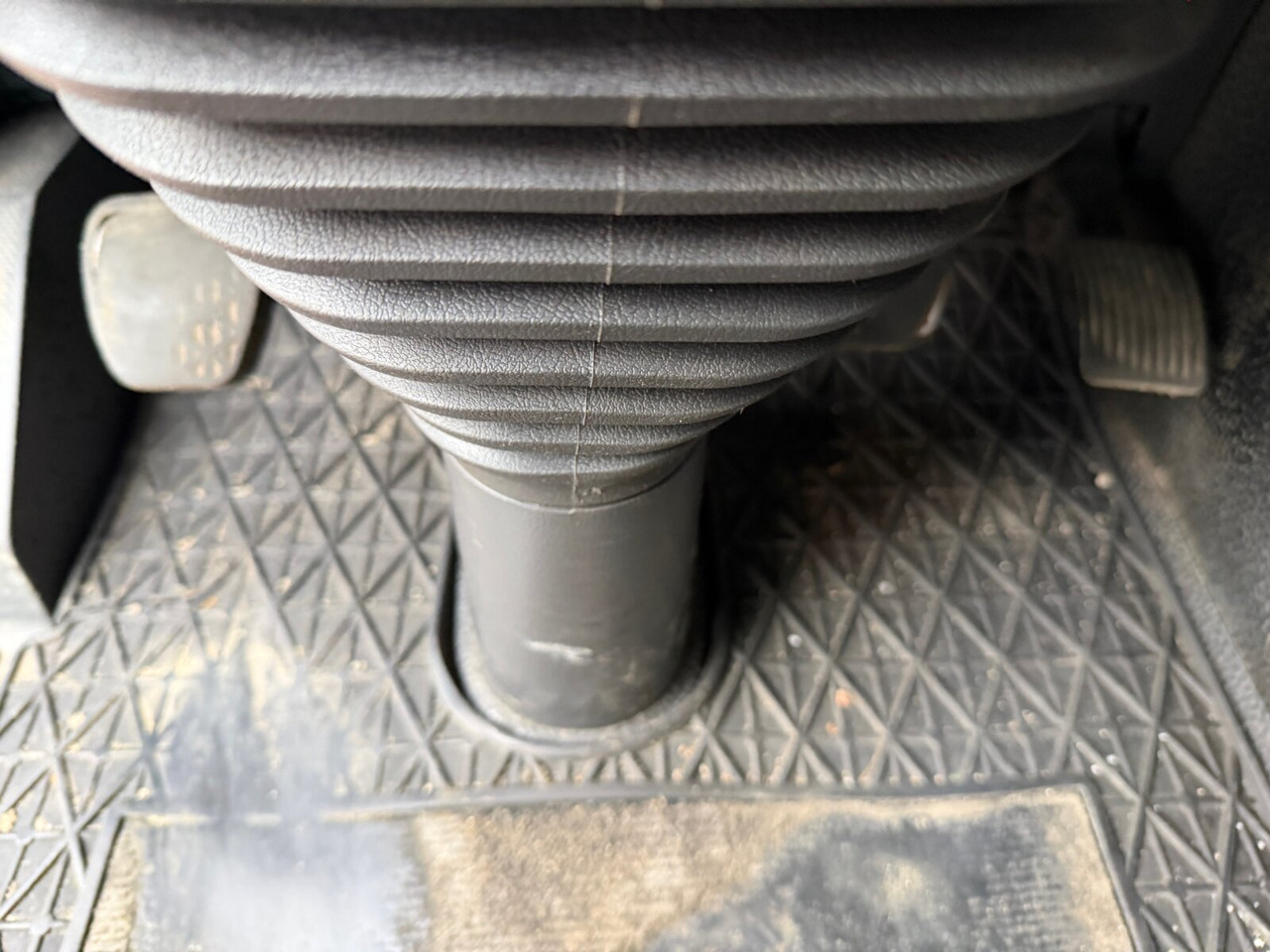 Mercedes-Benz Actros 2641 6x4 Actros 2641 6x4 - شاحنة ذات الخطاف: صور 5 Mercedes-Benz Actros 2641 6x4 Actros 2641 6x4 - شاحنة ذات الخطاف: صور 5