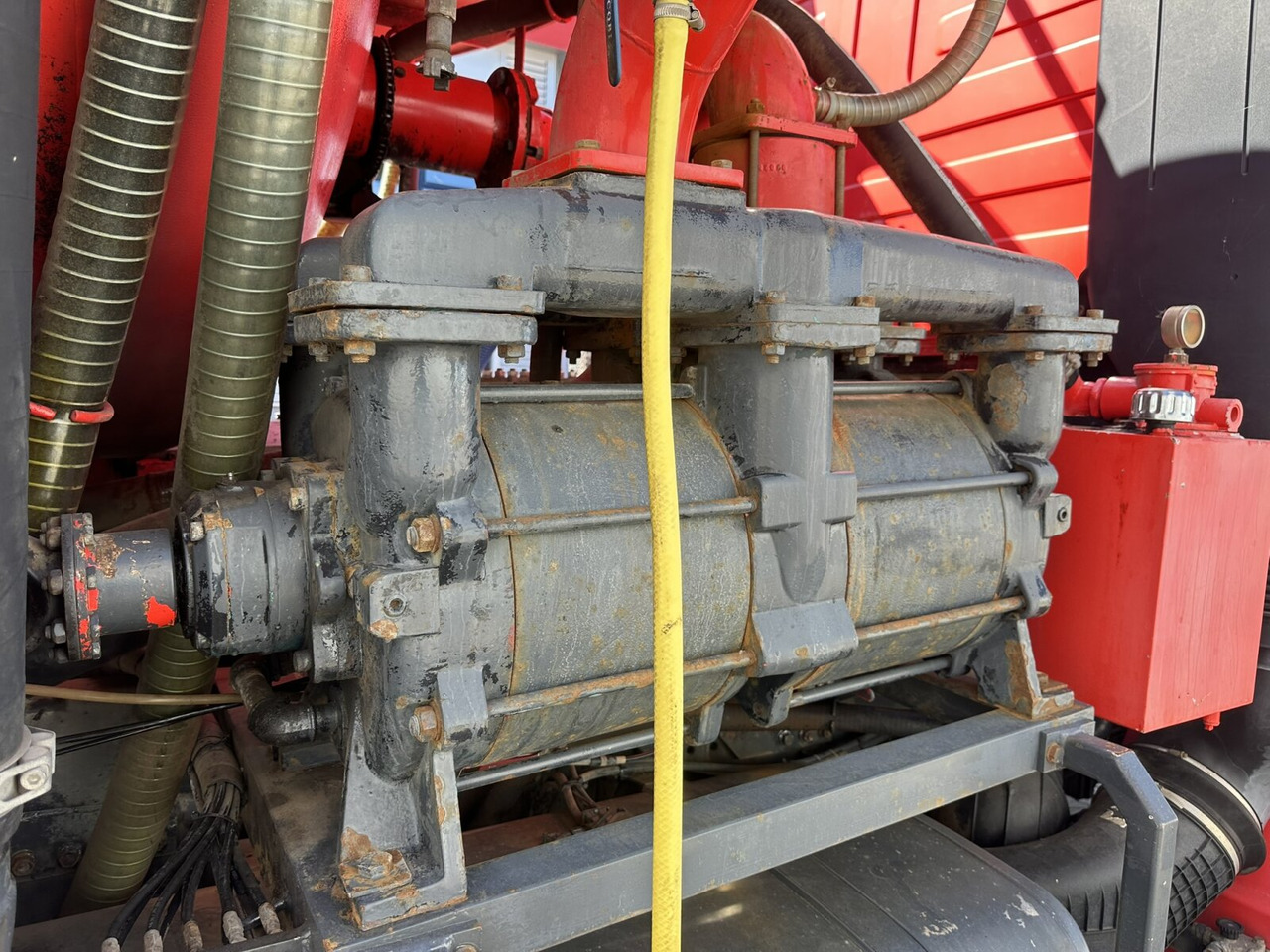 Mercedes-Benz Actros 3246 L 8x2 Actros 3246 L 8x2, Hellmers Saug- und Spülwagen ca. 15m³ - شاحنة: صور 3 Mercedes-Benz Actros 3246 L 8x2 Actros 3246 L 8x2, Hellmers Saug- und Spülwagen ca. 15m³ - شاحنة: صور 3