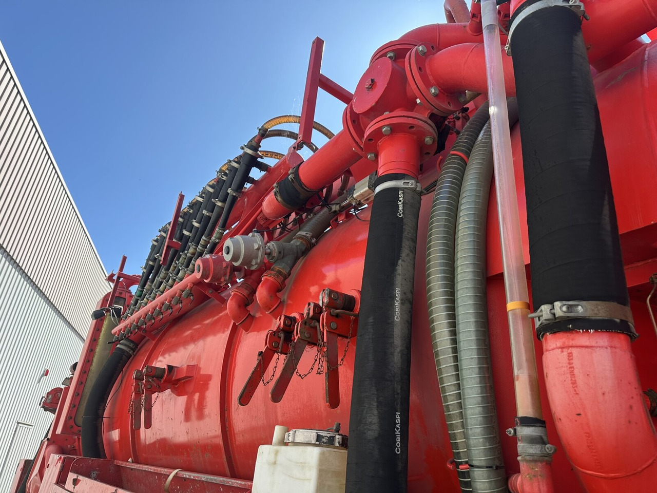 Mercedes-Benz Actros 3246 L 8x2 Actros 3246 L 8x2, Hellmers Saug- und Spülwagen ca. 15m³ - شاحنة: صور 4 Mercedes-Benz Actros 3246 L 8x2 Actros 3246 L 8x2, Hellmers Saug- und Spülwagen ca. 15m³ - شاحنة: صور 4