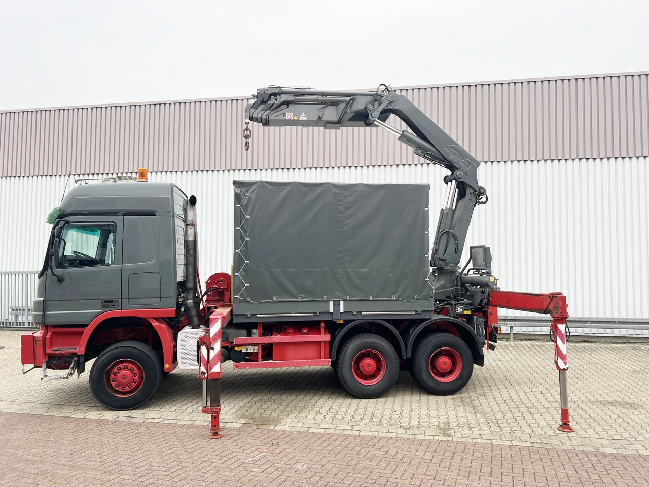 شاحنة كرين Mercedes-Benz Actros 3346 AK 6x6 Actros 3346 AK 6x6, 134t Anhängelast WSK, Heckkran Fassi F420AXP.26, Funk, Winde: صور 13
