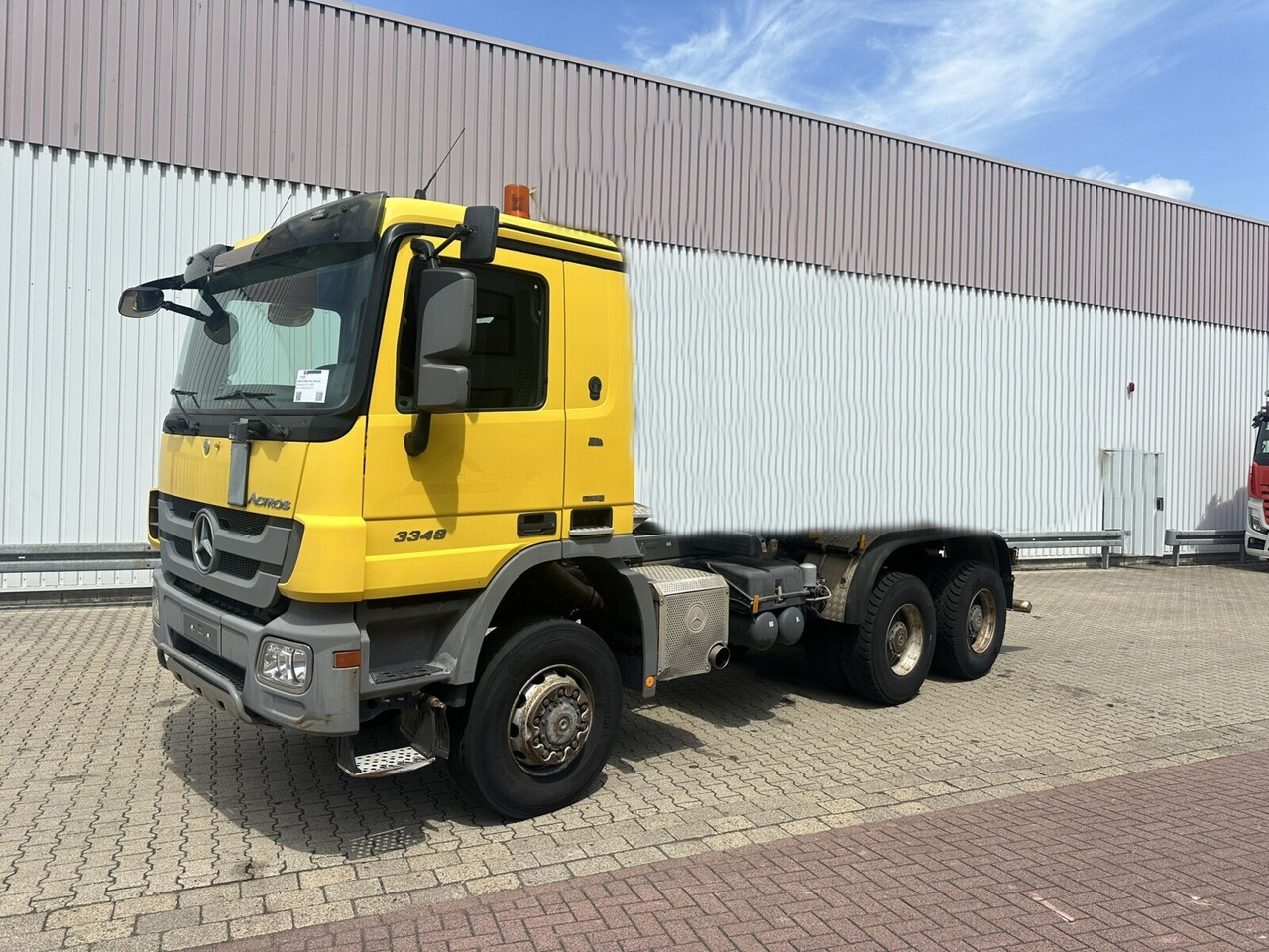 Mercedes-Benz Actros 3348 AK 6x6 Actros 3348 AK 6x6 - الشاسيه شاحنة: صور 1 Mercedes-Benz Actros 3348 AK 6x6 Actros 3348 AK 6x6 - الشاسيه شاحنة: صور 1