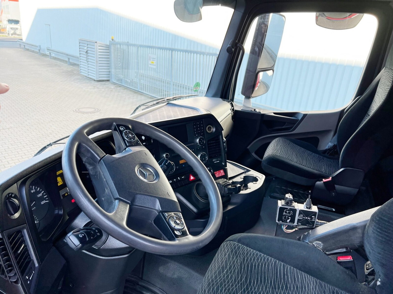 Mercedes-Benz Antos 2545 L 6x2 Antos 2545 L 6x2, Retarder, Lenk-/Liftachse - شاحنة ذات الخطاف: صور 3 Mercedes-Benz Antos 2545 L 6x2 Antos 2545 L 6x2, Retarder, Lenk-/Liftachse - شاحنة ذات الخطاف: صور 3