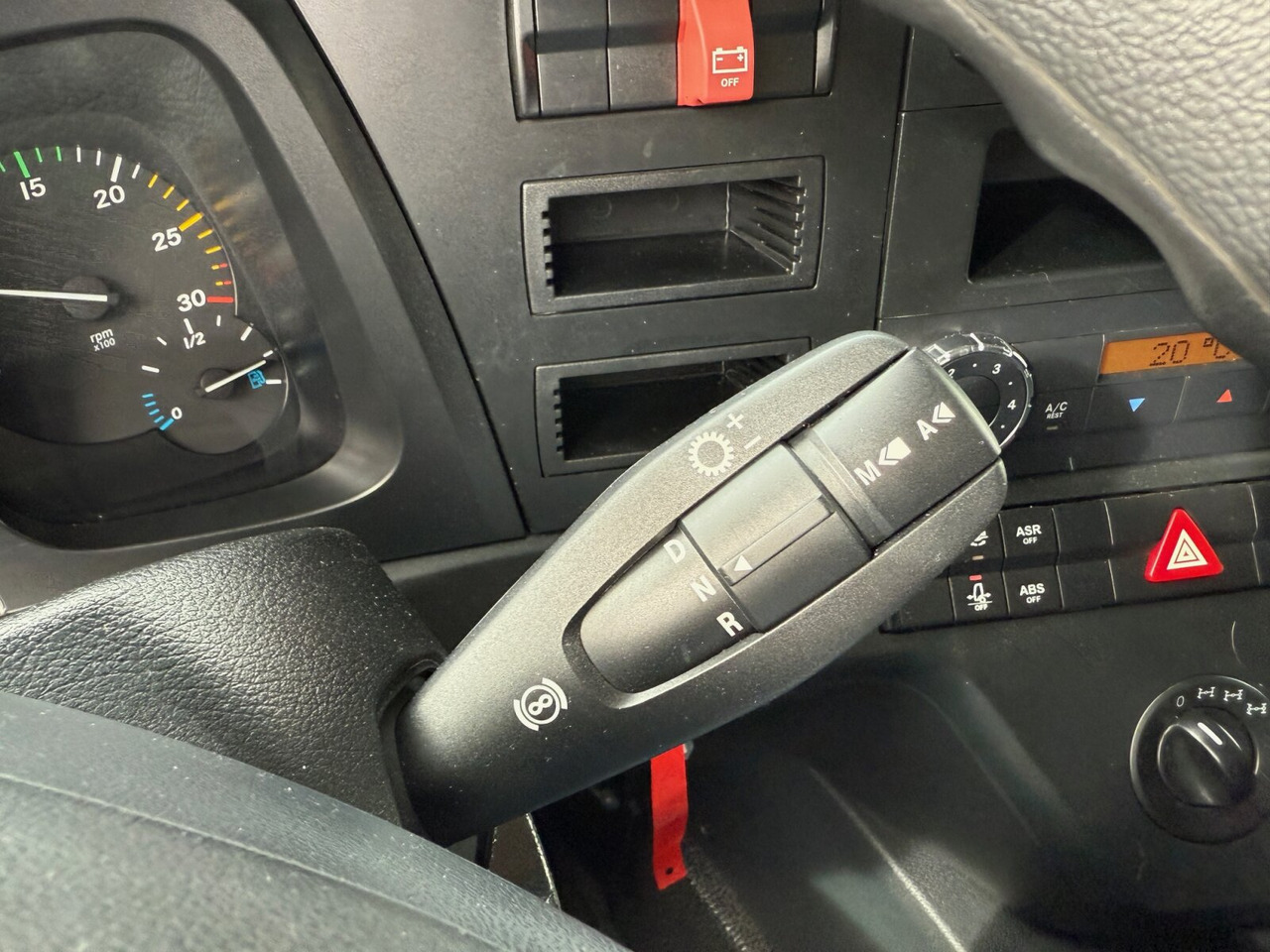 Mercedes-Benz Arocs 1827/30 A 4x4 Arocs 1827/30 A 4x4, Ex-! - شاحنات مسطحة: صور 4 Mercedes-Benz Arocs 1827/30 A 4x4 Arocs 1827/30 A 4x4, Ex-! - شاحنات مسطحة: صور 4