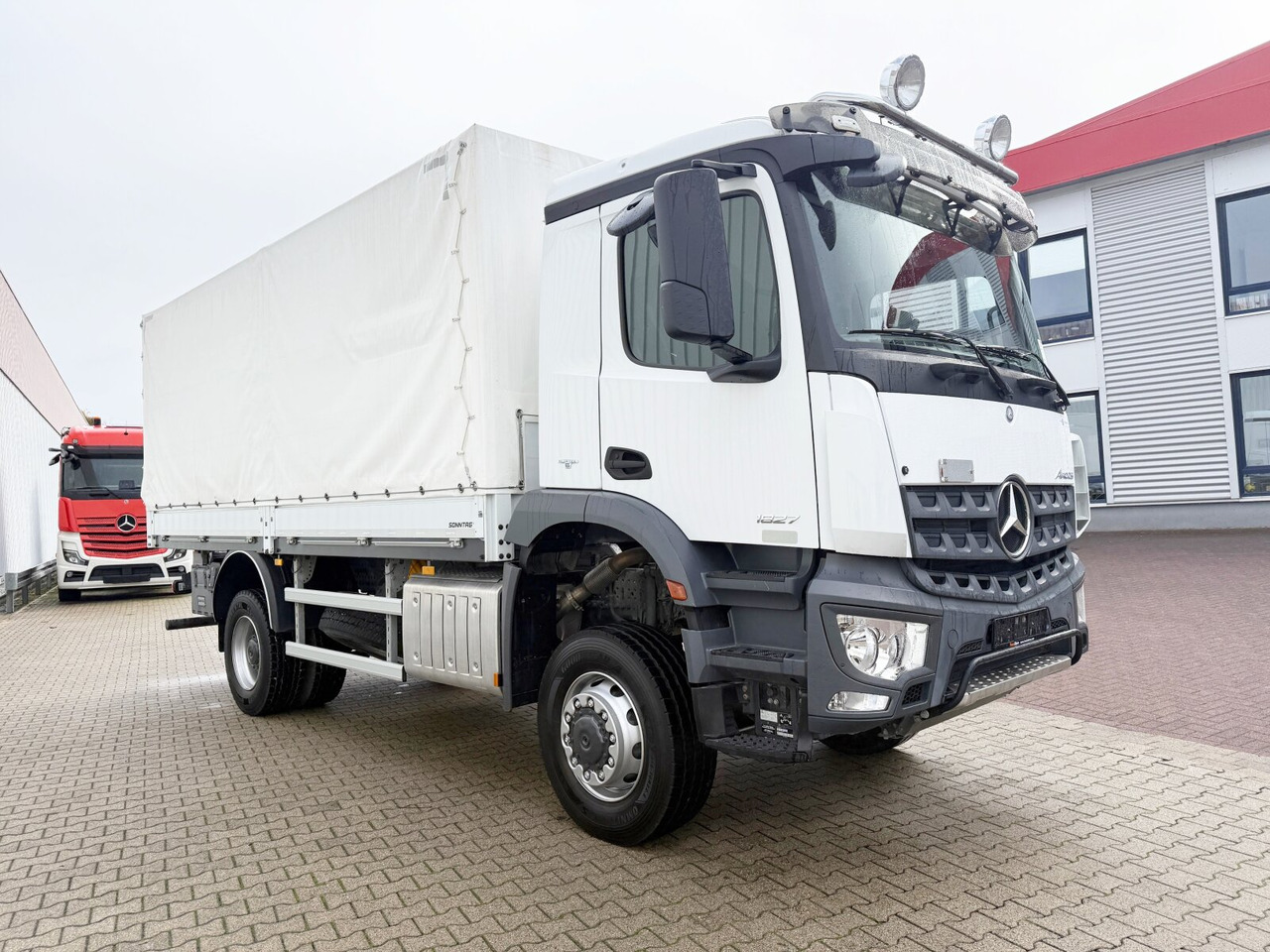 Mercedes-Benz Arocs 1827/30 A 4x4 Arocs 1827/30 A 4x4, mehrfach vorhanden! إيجار Mercedes-Benz Arocs 1827/30 A 4x4 Arocs 1827/30 A 4x4, mehrfach vorhanden!: صور 9