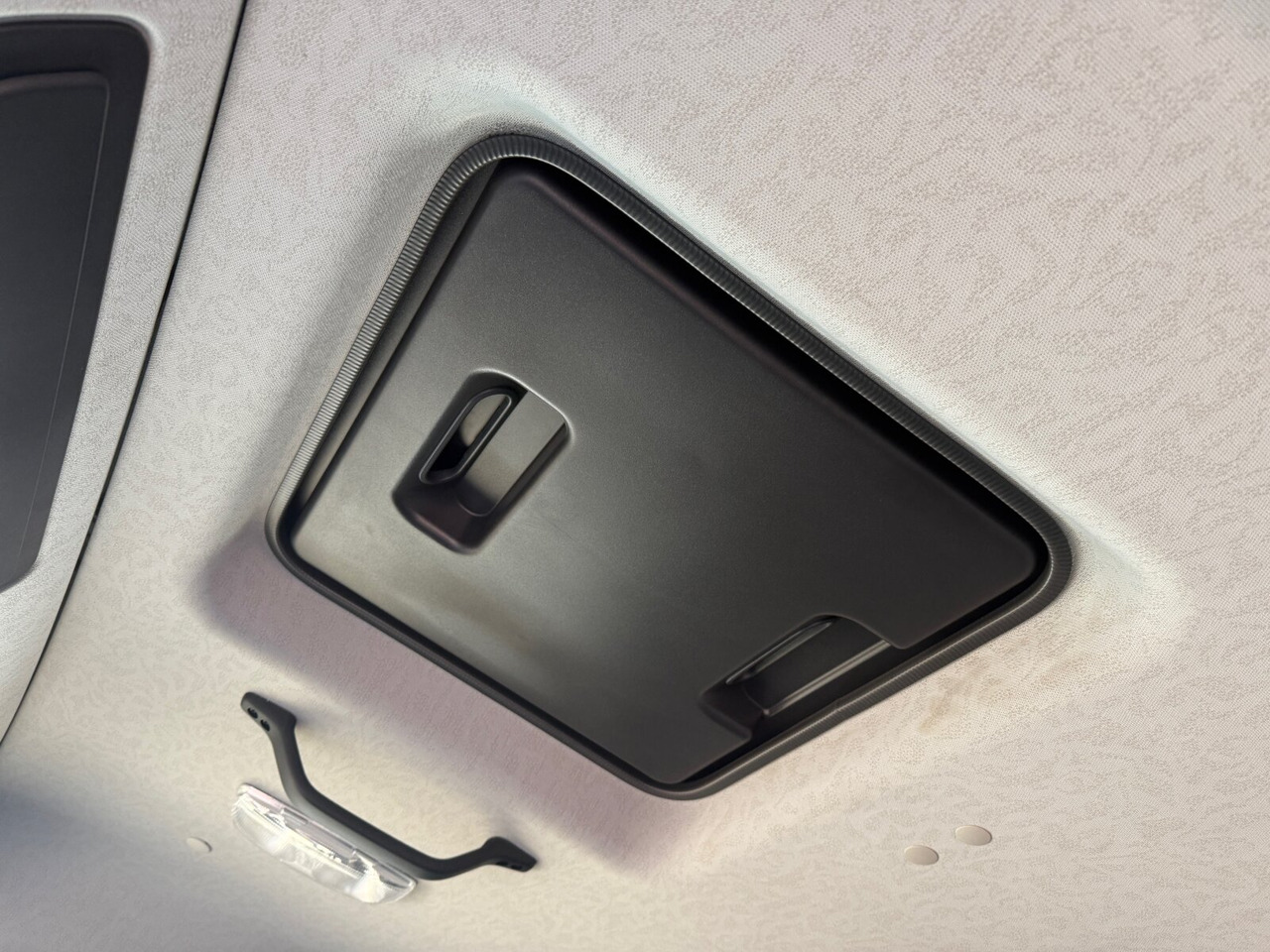 Mercedes-Benz Arocs 1827/30 A 4x4 Arocs 1827/30 A 4x4, mehrfach vorhanden! إيجار Mercedes-Benz Arocs 1827/30 A 4x4 Arocs 1827/30 A 4x4, mehrfach vorhanden!: صور 6