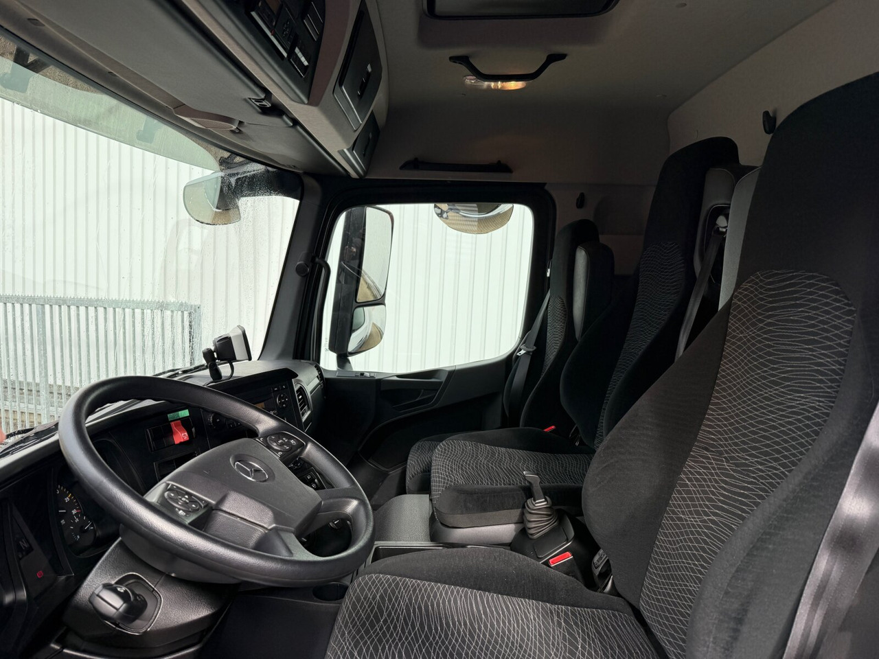 Mercedes-Benz Arocs 1827 A 4x4 Arocs 1827 A 4x4, Ex-! - شاحنات مسطحة: صور 2 Mercedes-Benz Arocs 1827 A 4x4 Arocs 1827 A 4x4, Ex-! - شاحنات مسطحة: صور 2