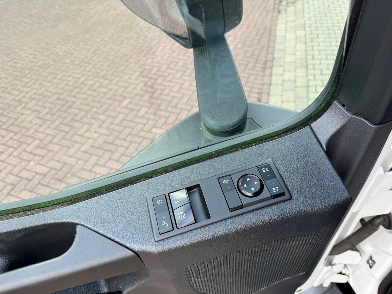 Mercedes-Benz Arocs 1840 L 4x2 Arocs 1840 L 4x2, MultimediaCockpit, Navi - شاحنة نقل سيارات شاحنة: صور 5 Mercedes-Benz Arocs 1840 L 4x2 Arocs 1840 L 4x2, MultimediaCockpit, Navi - شاحنة نقل سيارات شاحنة: صور 5