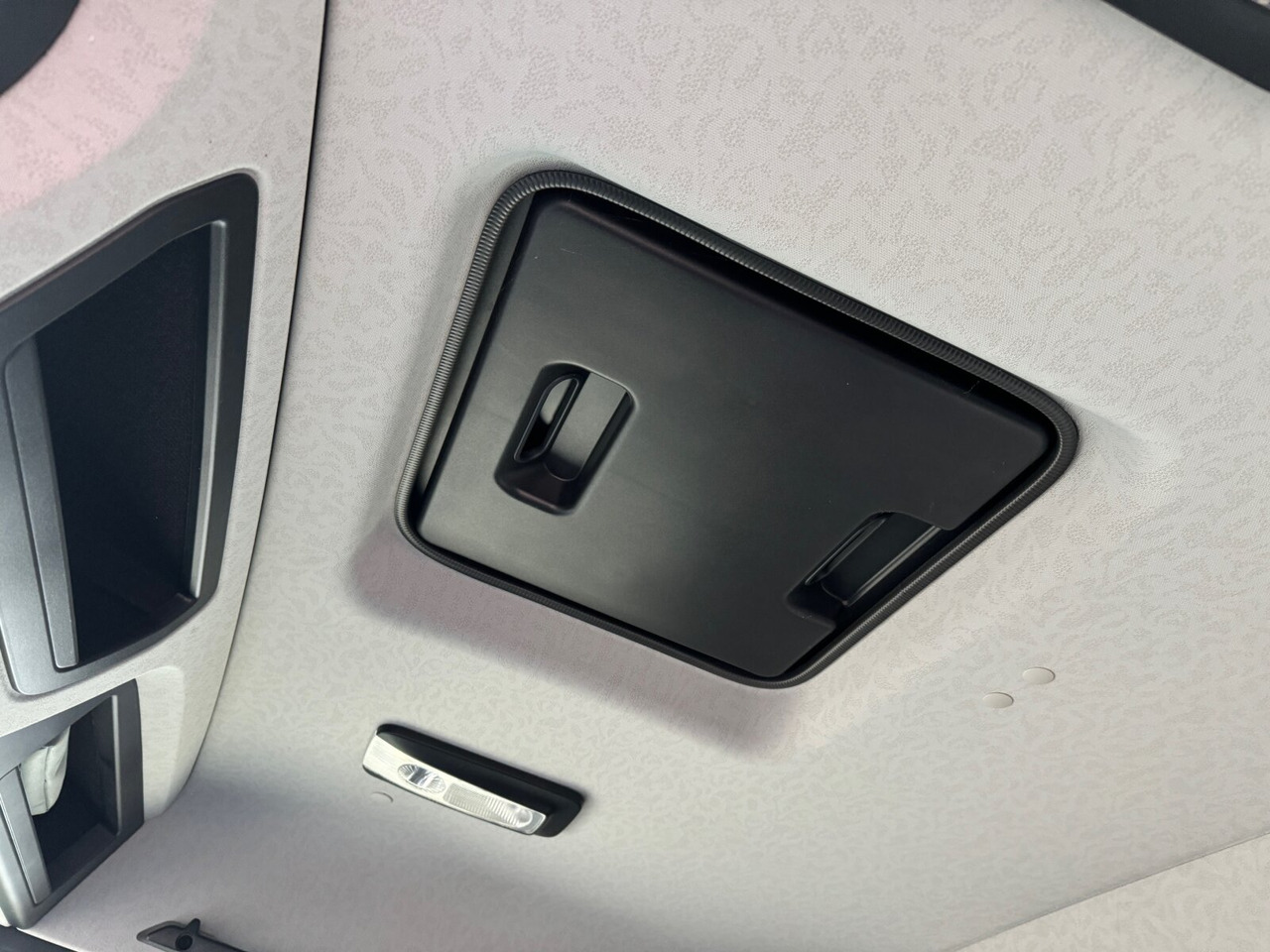 الشاسيه شاحنة Mercedes-Benz Arocs 1840 L 4x2 Arocs 1840 L 4x2, MultimediaCockpit, Navi: صور 6 الشاسيه شاحنة Mercedes-Benz Arocs 1840 L 4x2 Arocs 1840 L 4x2, MultimediaCockpit, Navi: صور 6