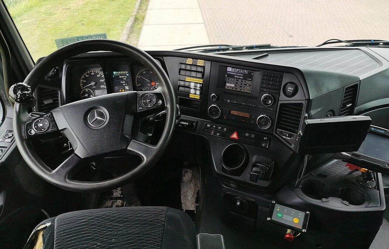 Mercedes-Benz Arocs 2642 K 6x4 Arocs 2642 K 6x4, Retarder, Motorabtrieb - شاحنة ذات الخطاف: صور 4 Mercedes-Benz Arocs 2642 K 6x4 Arocs 2642 K 6x4, Retarder, Motorabtrieb - شاحنة ذات الخطاف: صور 4