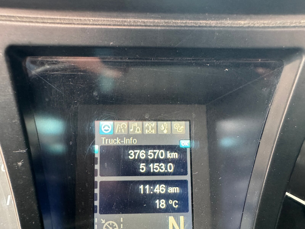 Mercedes-Benz Arocs 2651 L 6x4 Arocs 2651 L 6x4, Retarder, StreamSpace, Heckkran Epsilon M120L80 - شاحنة قطع الأشجار, شاحنة كرين: صور 5 Mercedes-Benz Arocs 2651 L 6x4 Arocs 2651 L 6x4, Retarder, StreamSpace, Heckkran Epsilon M120L80 - شاحنة قطع الأشجار, شاحنة كرين: صور 5