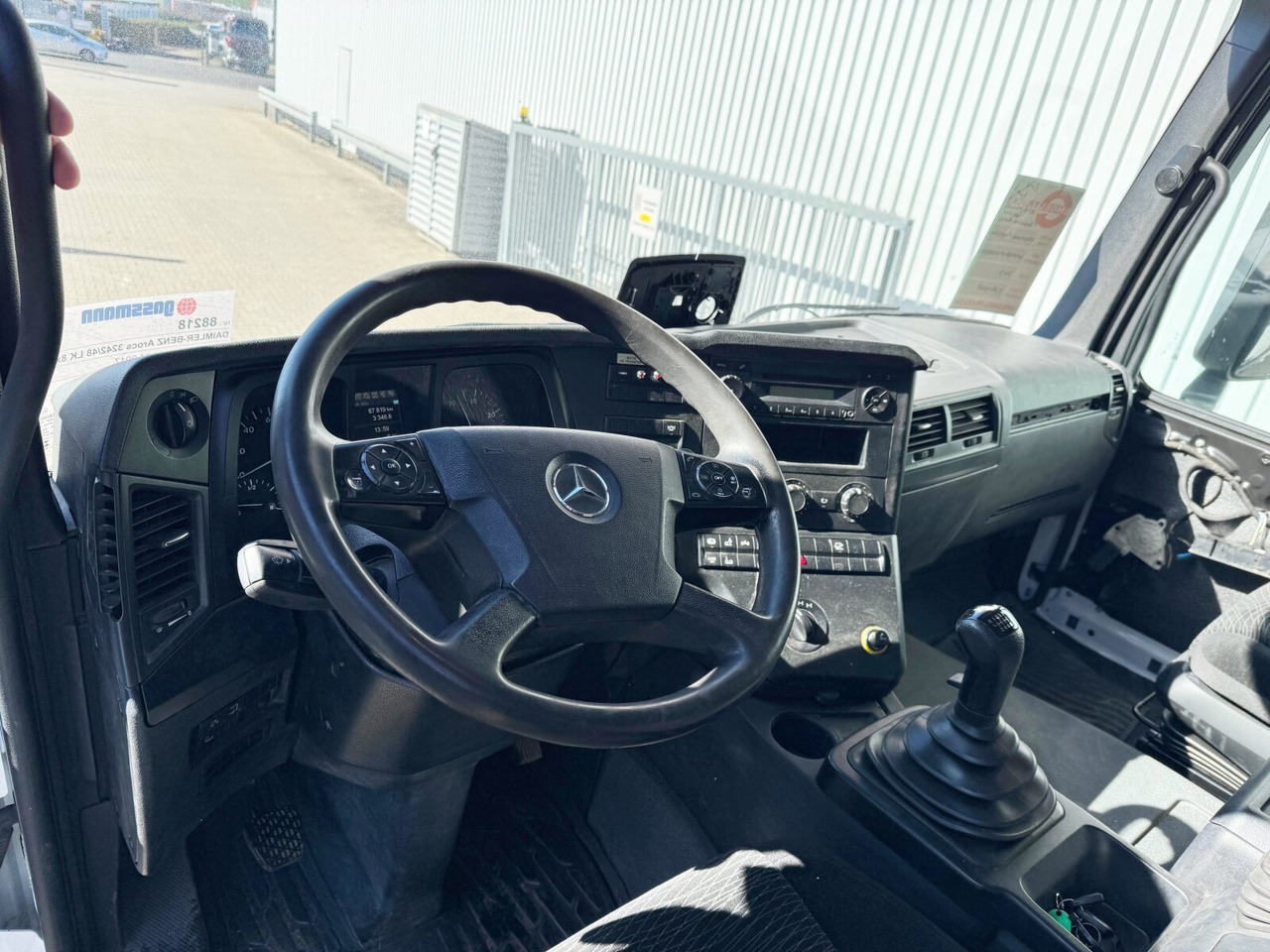 Mercedes-Benz Arocs 3242/48 LK 8x4/4 Arocs 3242/48 LK 8x4/4, Lenk-/Liftachse - شاحنة ذات الخطاف: صور 3 Mercedes-Benz Arocs 3242/48 LK 8x4/4 Arocs 3242/48 LK 8x4/4, Lenk-/Liftachse - شاحنة ذات الخطاف: صور 3