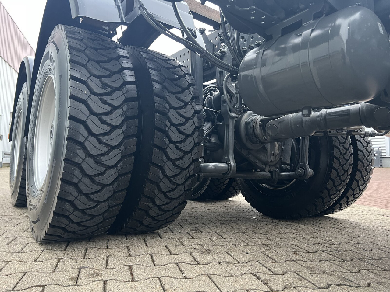 Mercedes-Benz Arocs 3340/46 A 6x6 Arocs 3340/46 A 6x6, Grounder - الشاسيه شاحنة: صور 4 Mercedes-Benz Arocs 3340/46 A 6x6 Arocs 3340/46 A 6x6, Grounder - الشاسيه شاحنة: صور 4