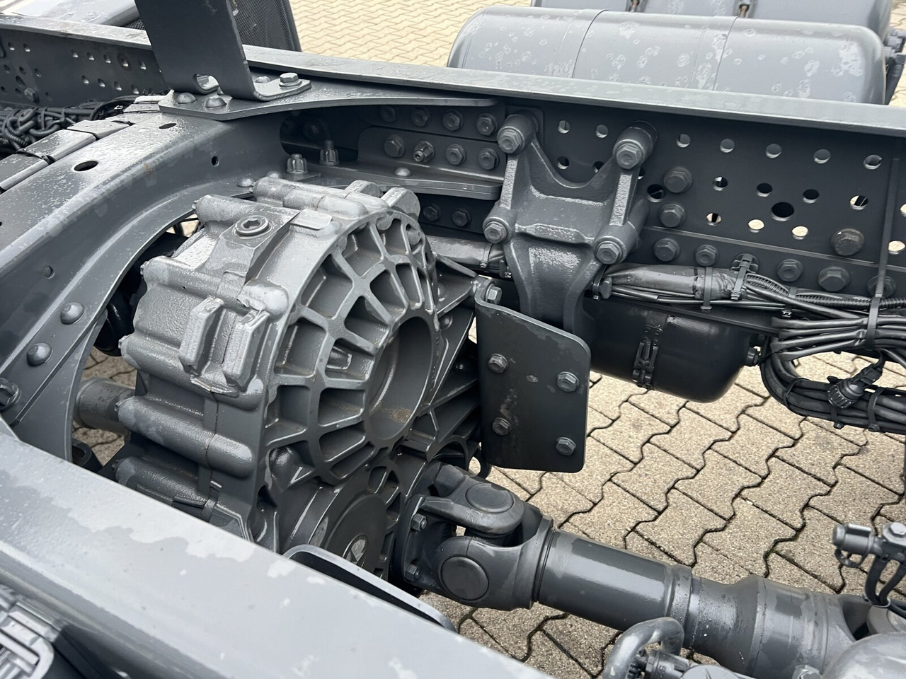 Mercedes-Benz Arocs 3340/46 A 6x6 Arocs 3340/46 A 6x6, Grounder - الشاسيه شاحنة: صور 2 Mercedes-Benz Arocs 3340/46 A 6x6 Arocs 3340/46 A 6x6, Grounder - الشاسيه شاحنة: صور 2