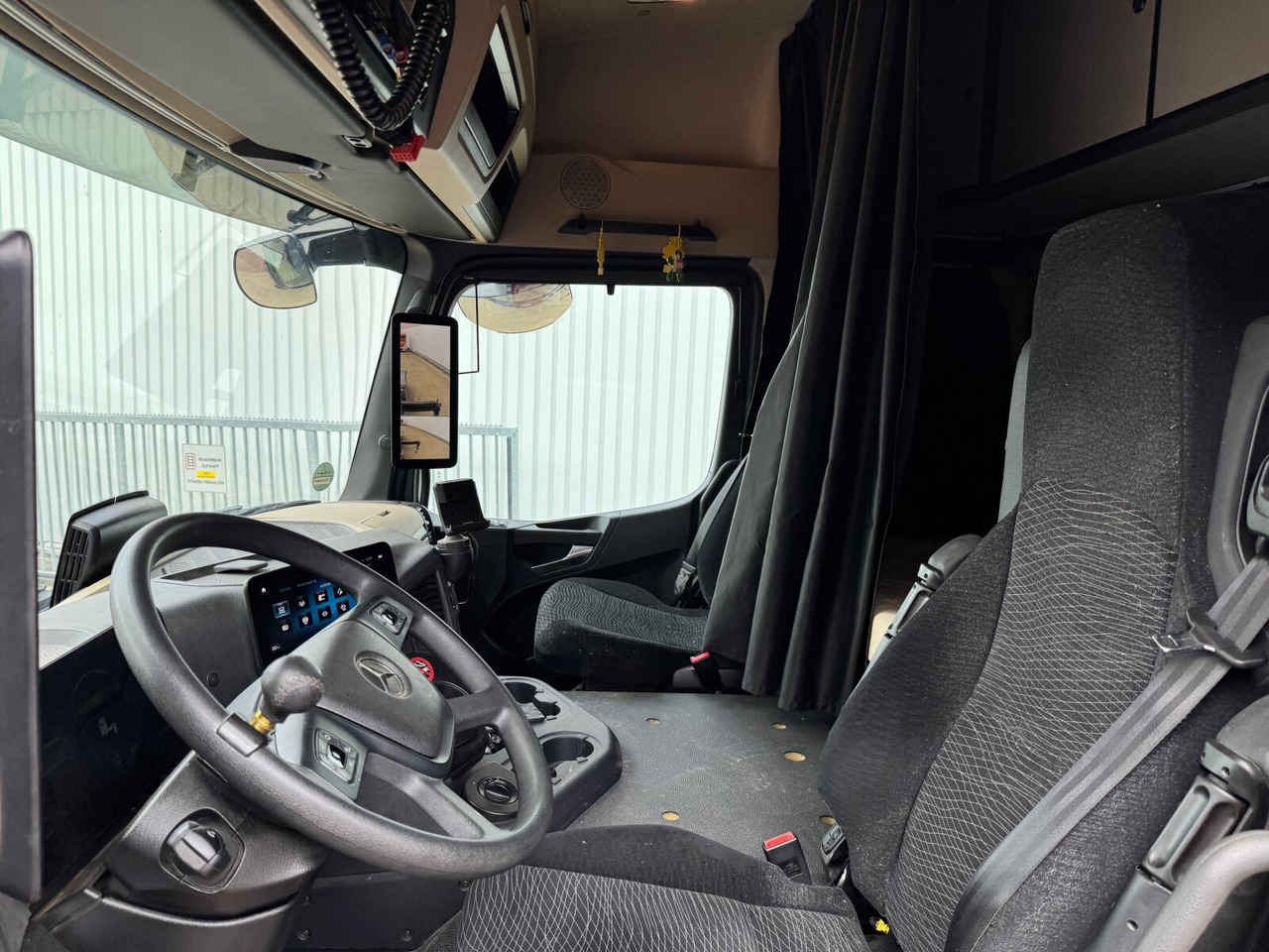 Mercedes-Benz Arocs 3351 LS 6x6 Arocs 3351 LS 6x6, Grounder, MirrorCam, Navi - الشاسيه شاحنة: صور 5 Mercedes-Benz Arocs 3351 LS 6x6 Arocs 3351 LS 6x6, Grounder, MirrorCam, Navi - الشاسيه شاحنة: صور 5