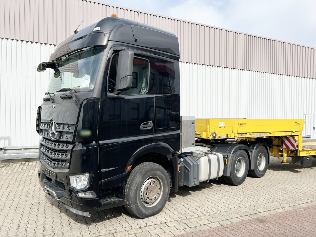 Mercedes-Benz Arocs 3358 LS 6x4 Arocs 3358 LS 6x4, StreamSpace, Turbo-Retarder-Kupplung, Kipphydraulik - شاحنة جرار: صور 1 Mercedes-Benz Arocs 3358 LS 6x4 Arocs 3358 LS 6x4, StreamSpace, Turbo-Retarder-Kupplung, Kipphydraulik - شاحنة جرار: صور 1
