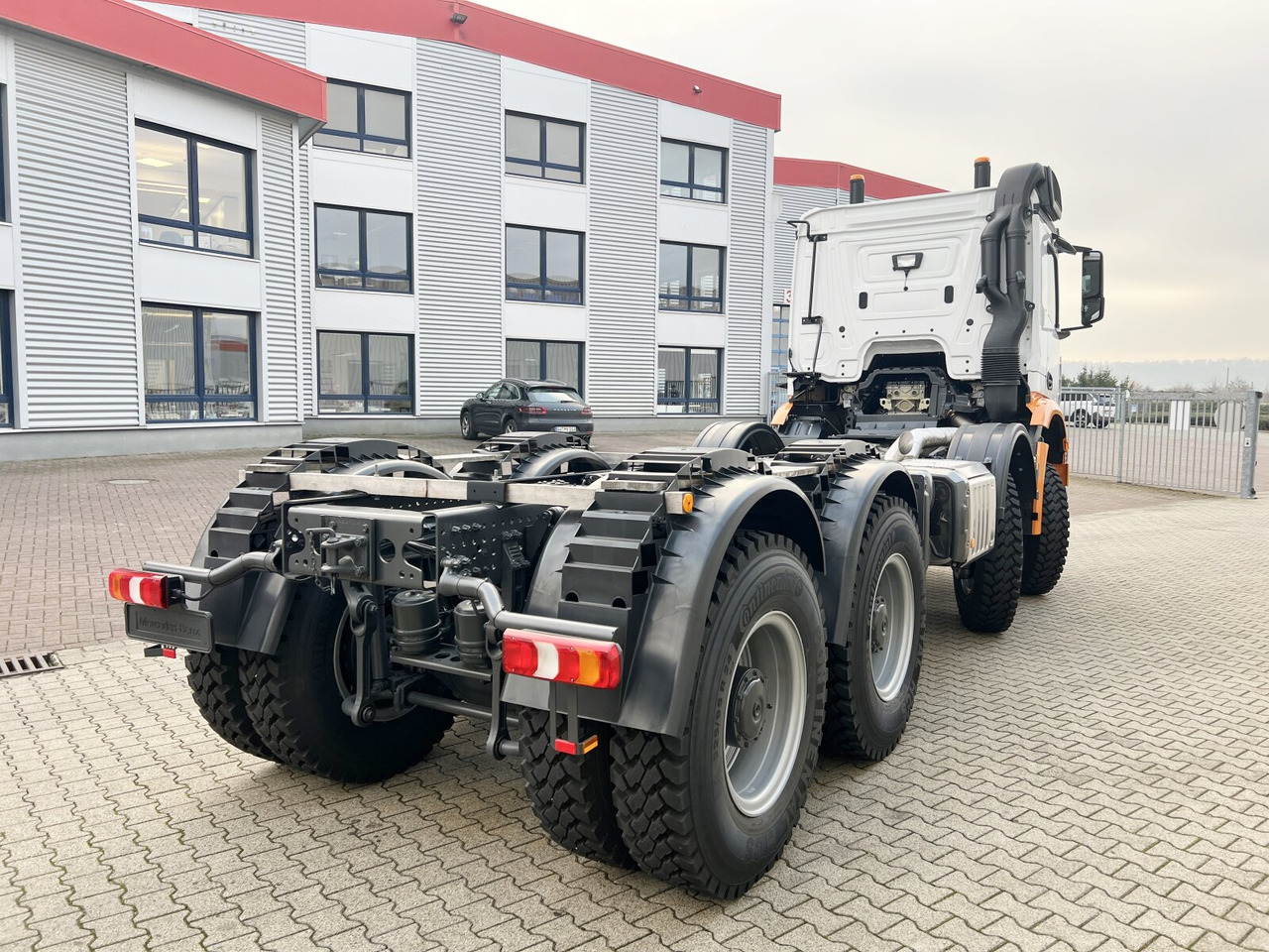 Mercedes-Benz Arocs 4151 AK 8x8/4 Arocs 4151 AK 8x8/4, Grounder إيجار Mercedes-Benz Arocs 4151 AK 8x8/4 Arocs 4151 AK 8x8/4, Grounder: صور 10
