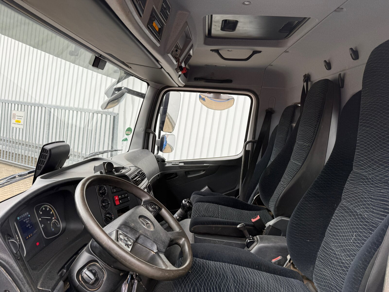 Mercedes-Benz Atego 1224 K 4x2 Atego 1224 K 4x2, Meiller 3-S-Kipper 2x AHK Öl - قلابات: صور 2 Mercedes-Benz Atego 1224 K 4x2 Atego 1224 K 4x2, Meiller 3-S-Kipper 2x AHK Öl - قلابات: صور 2