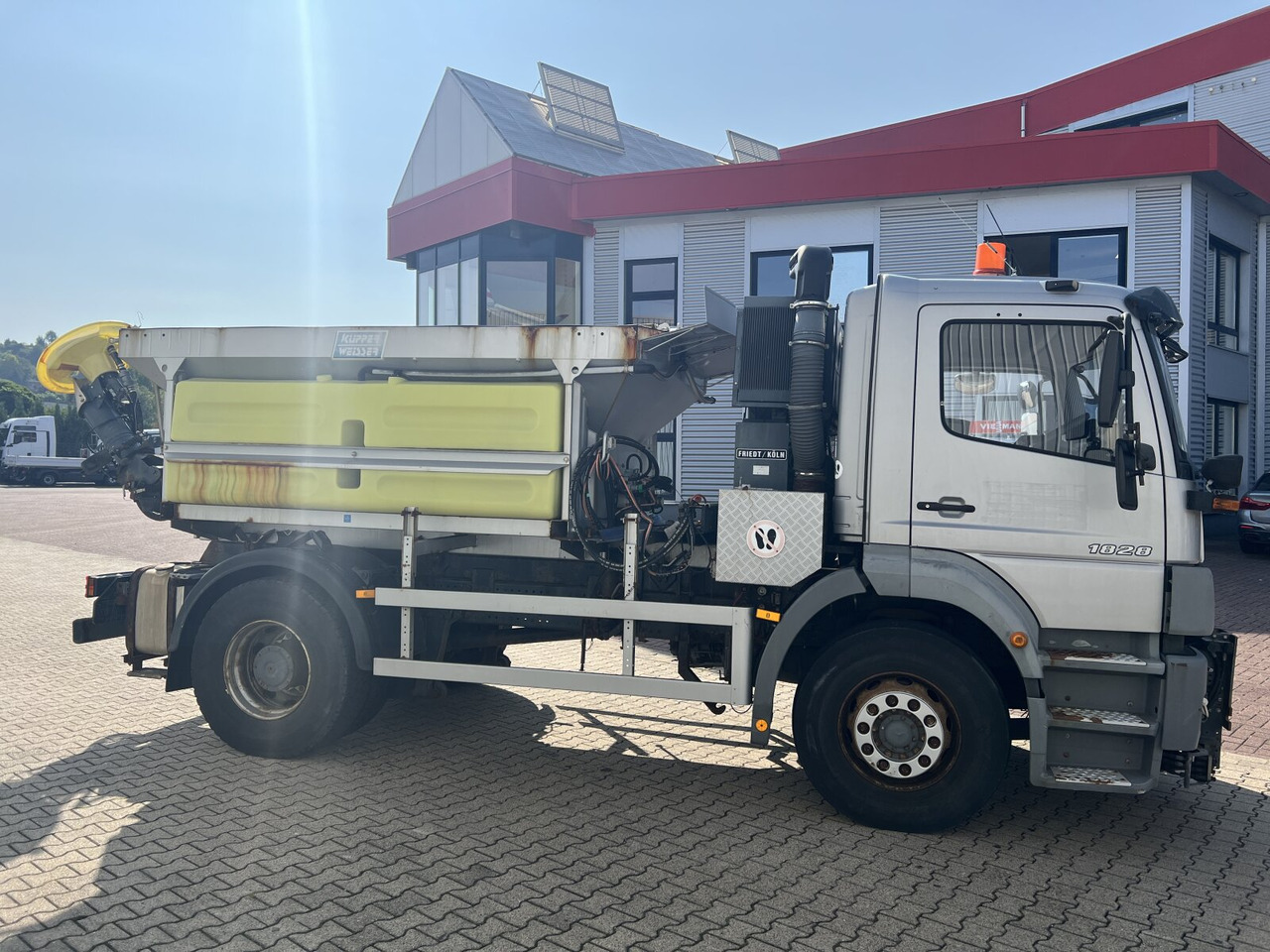 الشاسيه شاحنة Mercedes-Benz Atego 1828 L 4x2 Atego 1828 L 4x2, Rechtslenker, Winterdienstaustattung: صور 6