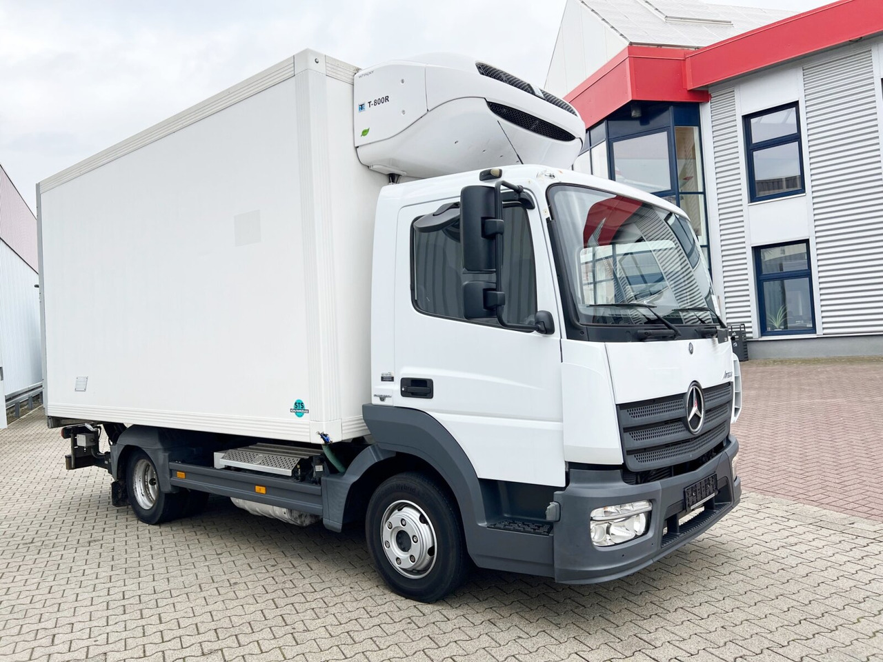 Mercedes-Benz Atego 816 L 4x2 Atego 816 L 4x2, Kühlkoffer, ThermoKing, LBW BÄR إيجار Mercedes-Benz Atego 816 L 4x2 Atego 816 L 4x2, Kühlkoffer, ThermoKing, LBW BÄR: صور 9