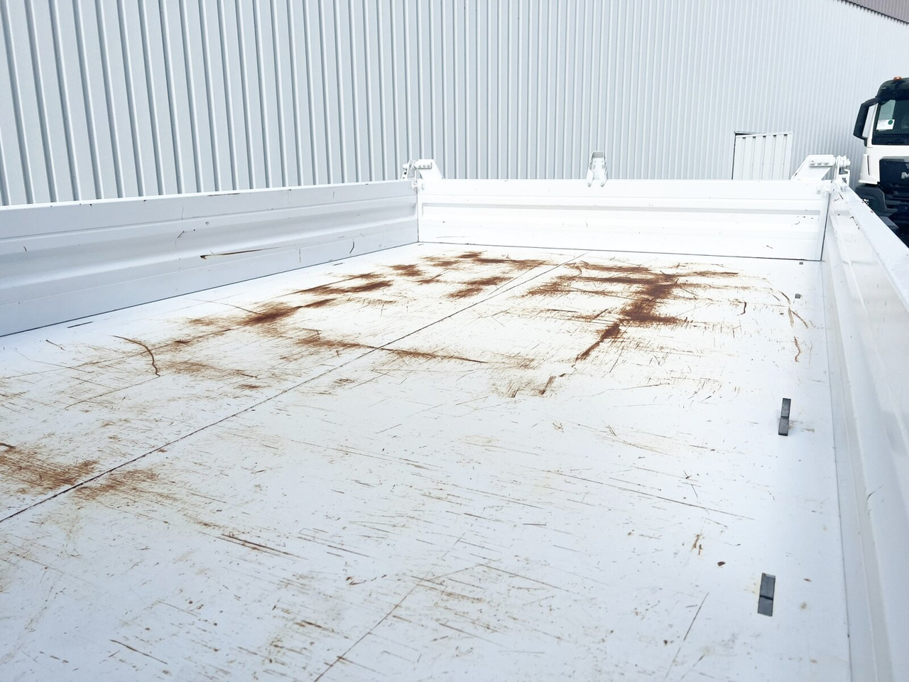 Mercedes-Benz Atego 818/23 K 4x2 Atego 818/23 K 4x2, 2x AHK, Meiller-Kipper, mehrfach Vorhanden! - قلابات: صور 2 Mercedes-Benz Atego 818/23 K 4x2 Atego 818/23 K 4x2, 2x AHK, Meiller-Kipper, mehrfach Vorhanden! - قلابات: صور 2