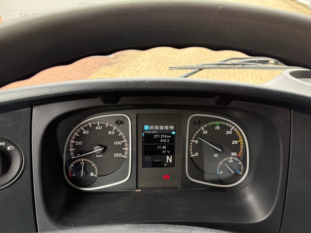 Mercedes-Benz Atego 818/23 LK 4x2 Atego 818/23 LK 4x2, 2x AHK - قلابات: صور 4 Mercedes-Benz Atego 818/23 LK 4x2 Atego 818/23 LK 4x2, 2x AHK - قلابات: صور 4