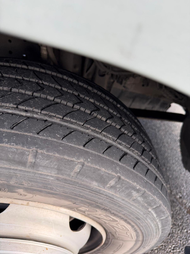 Mercedes-Benz Atego Atego 816 4 x 2 - شاحنات مسطحة: صور 3 Mercedes-Benz Atego Atego 816 4 x 2 - شاحنات مسطحة: صور 3