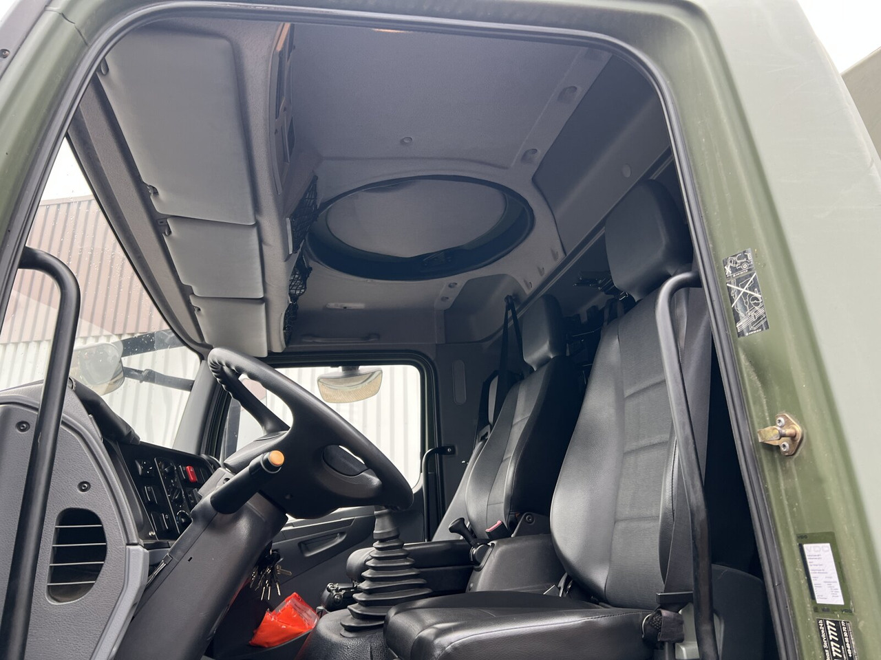 Mercedes-Benz Axor 1829 A 4x4 Axor 1829 A 4x4, Ex- - شاحنات مسطحة: صور 3 Mercedes-Benz Axor 1829 A 4x4 Axor 1829 A 4x4, Ex- - شاحنات مسطحة: صور 3