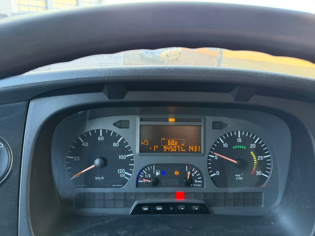 Mercedes-Benz Axor 1829 L 4x2 Axor 1829 L 4x2, 6-Sitzer - شاحنات مسطحة: صور 2 Mercedes-Benz Axor 1829 L 4x2 Axor 1829 L 4x2, 6-Sitzer - شاحنات مسطحة: صور 2