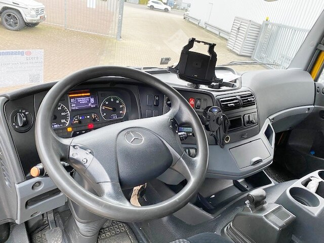 Mercedes-Benz Axor 1833 L 4x2 Axor 1833 L 4x2 mit Heckkran Hiab XS 133 K-2 - شاحنة كرين, شاحنات مسطحة: صور 3 Mercedes-Benz Axor 1833 L 4x2 Axor 1833 L 4x2 mit Heckkran Hiab XS 133 K-2 - شاحنة كرين, شاحنات مسطحة: صور 3