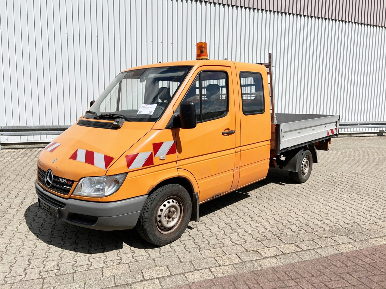 Mercedes-Benz Sprinter 308 4x2 Doka Sprinter 308 4x2 Doka - الشاحنات الصغيرة المسطحة, الشاحنات الصغيرة كابينة مزدوجة: صور 1 Mercedes-Benz Sprinter 308 4x2 Doka Sprinter 308 4x2 Doka - الشاحنات الصغيرة المسطحة, الشاحنات الصغيرة كابينة مزدوجة: صور 1