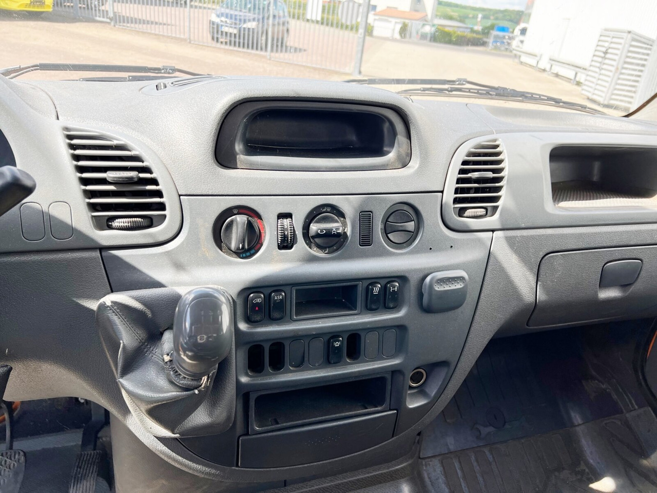Mercedes-Benz Sprinter 308 4x2 Doka Sprinter 308 4x2 Doka - الشاحنات الصغيرة المسطحة, الشاحنات الصغيرة كابينة مزدوجة: صور 2 Mercedes-Benz Sprinter 308 4x2 Doka Sprinter 308 4x2 Doka - الشاحنات الصغيرة المسطحة, الشاحنات الصغيرة كابينة مزدوجة: صور 2