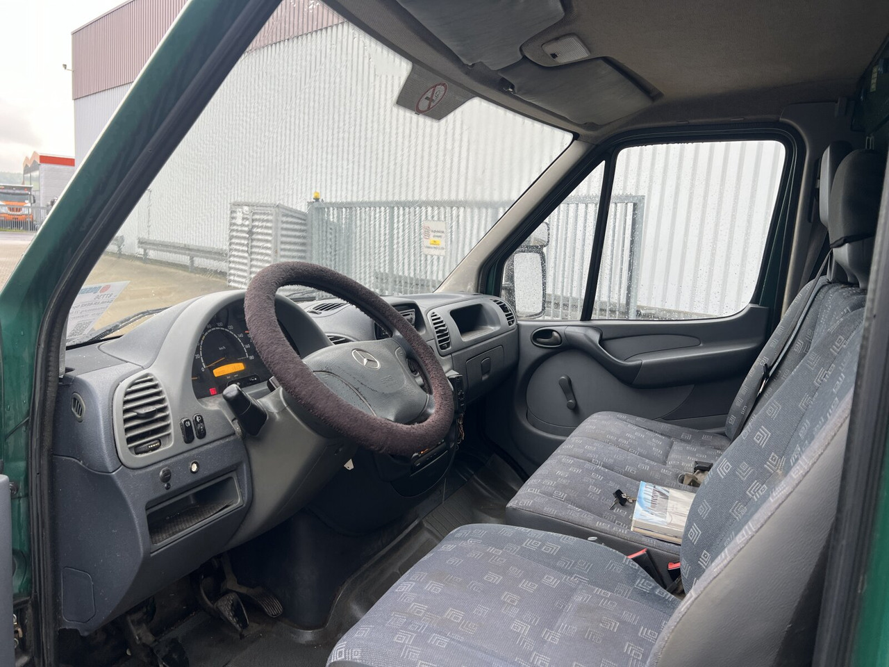 Mercedes-Benz Sprinter 313 CDI 4x2 Sprinter 313 CDI 4x2 mit LBW Sörensen - بصندوق مغلق شاحنة: صور 4 Mercedes-Benz Sprinter 313 CDI 4x2 Sprinter 313 CDI 4x2 mit LBW Sörensen - بصندوق مغلق شاحنة: صور 4