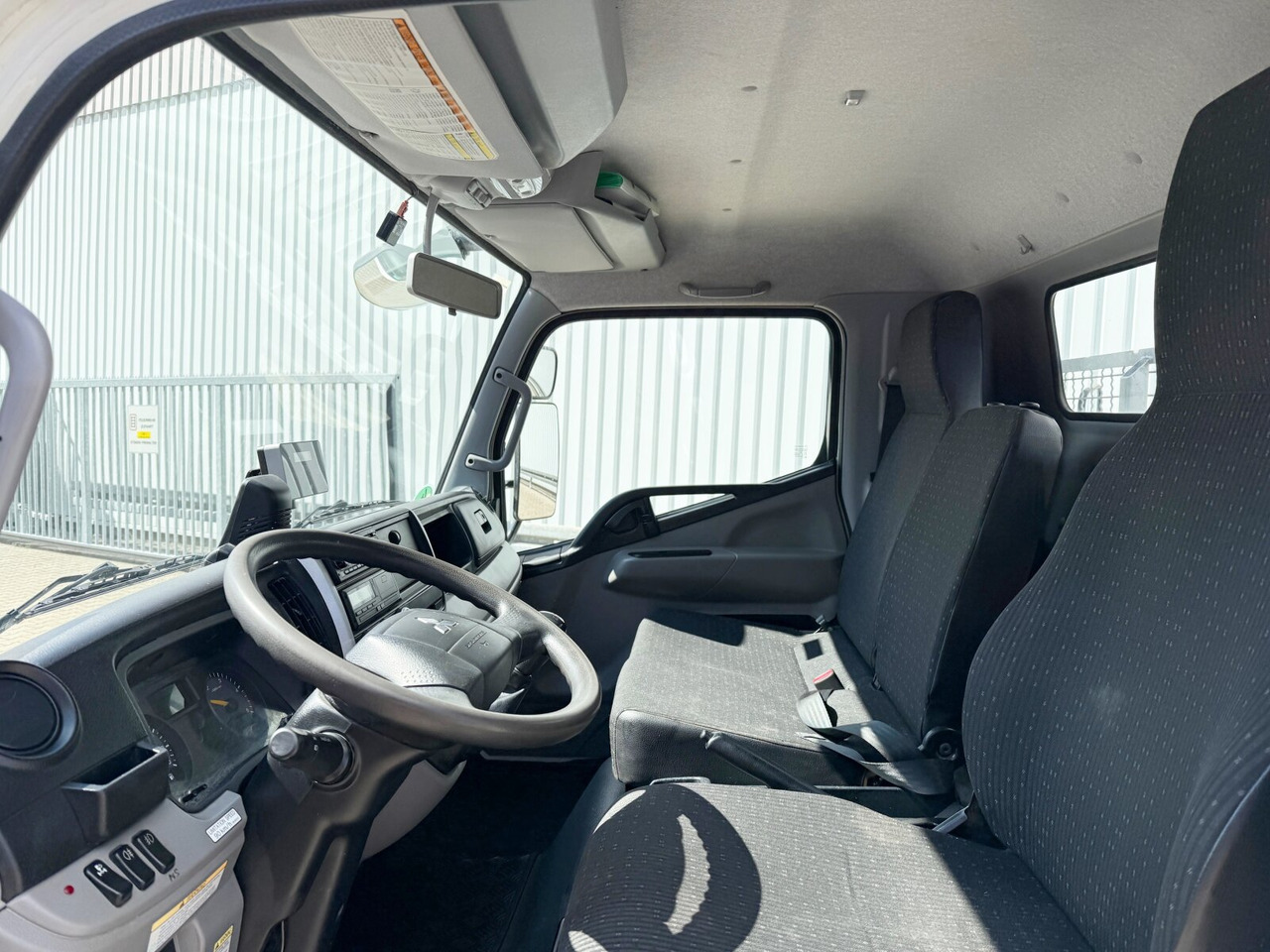Mitsubishi Canter Fuso 7C15 4x2 Canter Fuso 7C15 4x2, Tele-Absetzer, Vereiterbar bis 10m³ - شاحنات قابلة للفك شاحنة: صور 5 Mitsubishi Canter Fuso 7C15 4x2 Canter Fuso 7C15 4x2, Tele-Absetzer, Vereiterbar bis 10m³ - شاحنات قابلة للفك شاحنة: صور 5