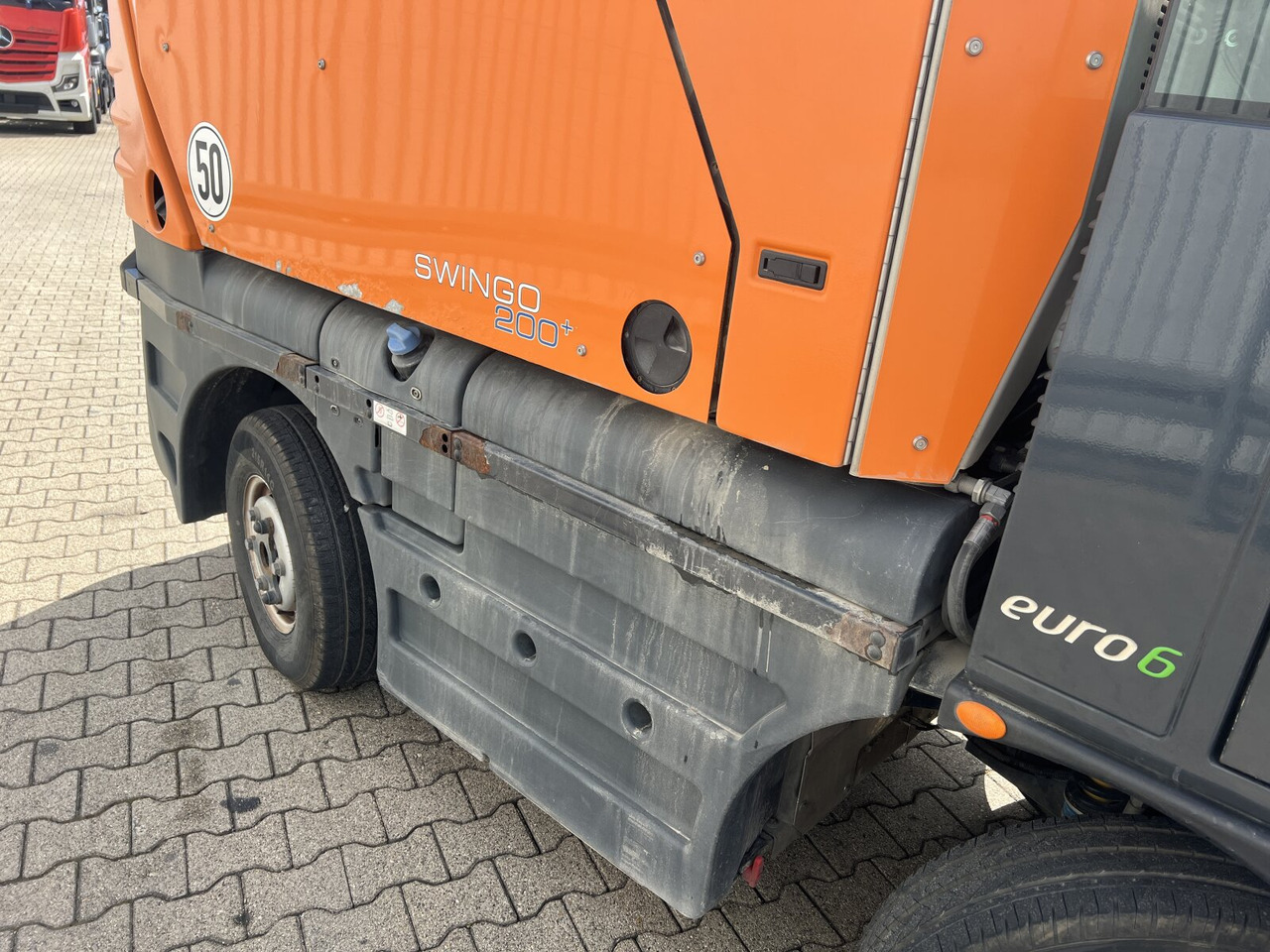 Schmidt Swingo Compact 200 4x2 Swingo Compact 200 4x2, Kehrmaschine - شاحنة: صور 4 Schmidt Swingo Compact 200 4x2 Swingo Compact 200 4x2, Kehrmaschine - شاحنة: صور 4