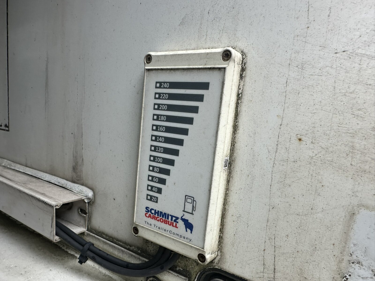 Schmitz Cargobull SKO 24/L-13.4 FP 25 SKO 24/L-13.4 FP 25 - مبردة نصف مقطورة: صور 2 Schmitz Cargobull SKO 24/L-13.4 FP 25 SKO 24/L-13.4 FP 25 - مبردة نصف مقطورة: صور 2