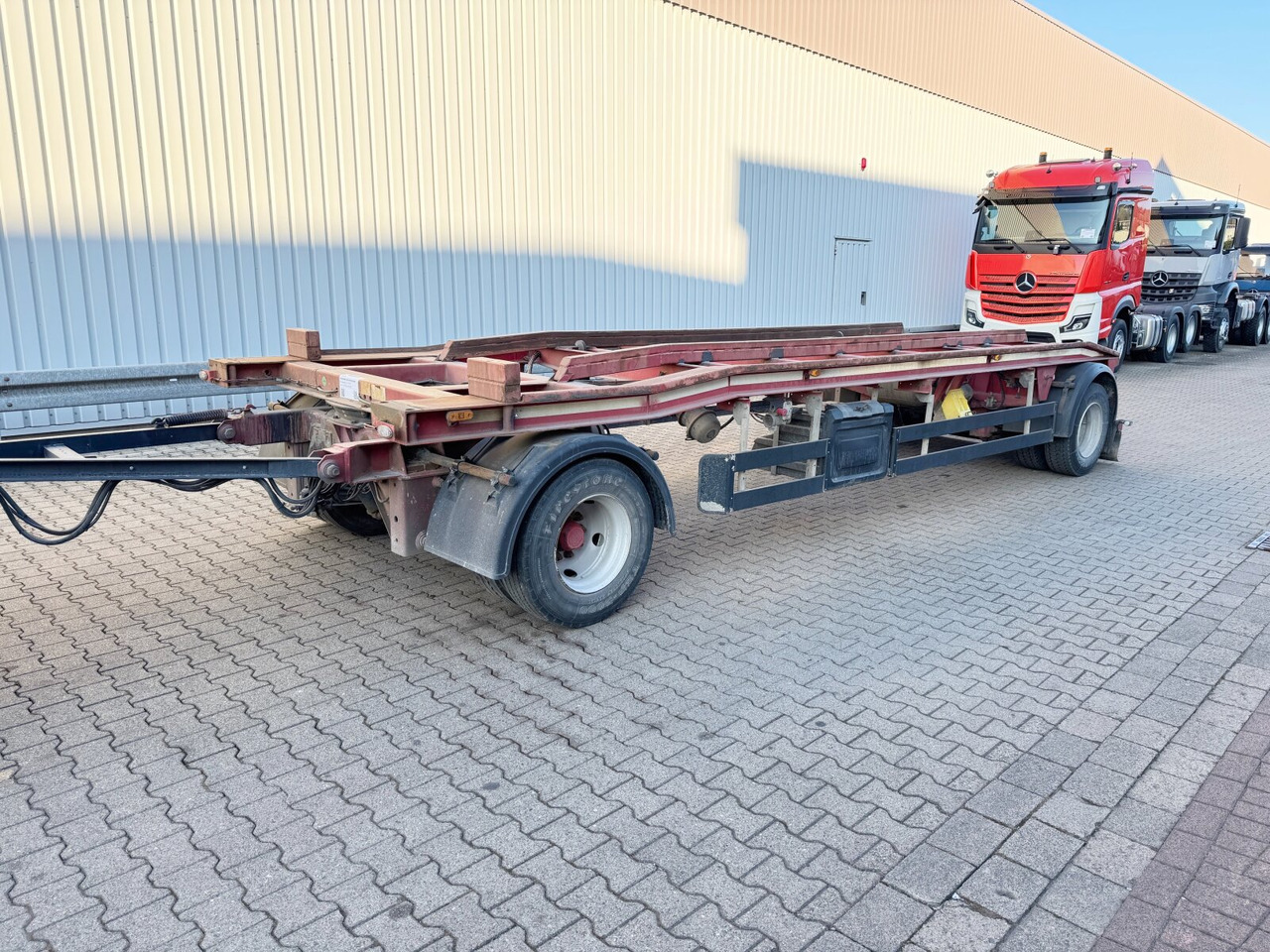 Schwarzmüller Abrollanhänger Abrollanhänger - مقطورة هوك ليفت/ لود لوجر: صور 1 Schwarzmüller Abrollanhänger Abrollanhänger - مقطورة هوك ليفت/ لود لوجر: صور 1