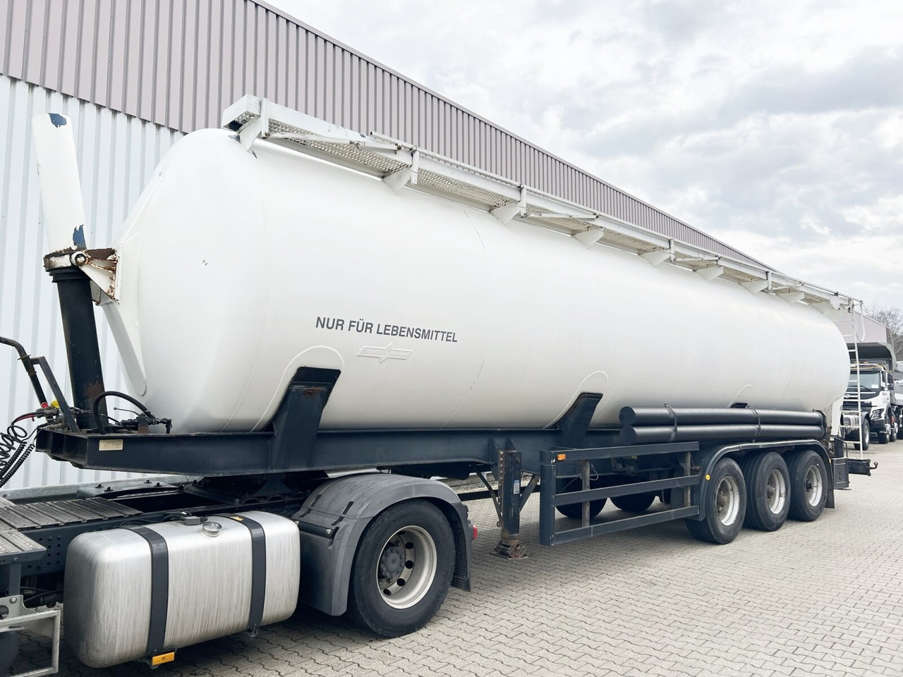 Spitzer SK 2453 ZIC SK 2453 ZIC, Kippsilo ca. 53m³ - بلكر: صور 1 Spitzer SK 2453 ZIC SK 2453 ZIC, Kippsilo ca. 53m³ - بلكر: صور 1