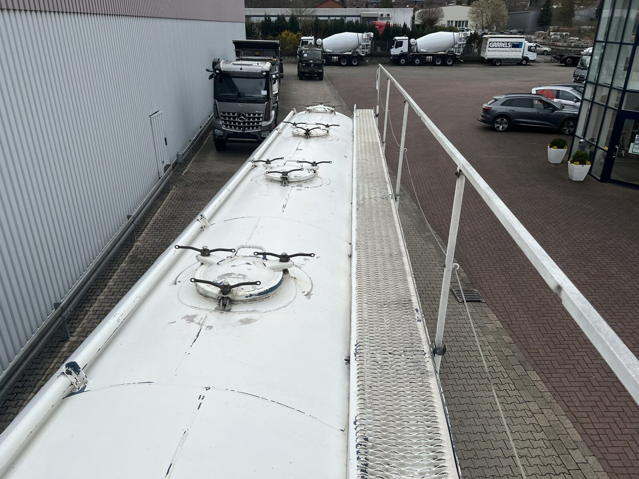 Spitzer SK 2453 ZIC SK 2453 ZIC, Kippsilo ca. 53m³ - بلكر: صور 3 Spitzer SK 2453 ZIC SK 2453 ZIC, Kippsilo ca. 53m³ - بلكر: صور 3