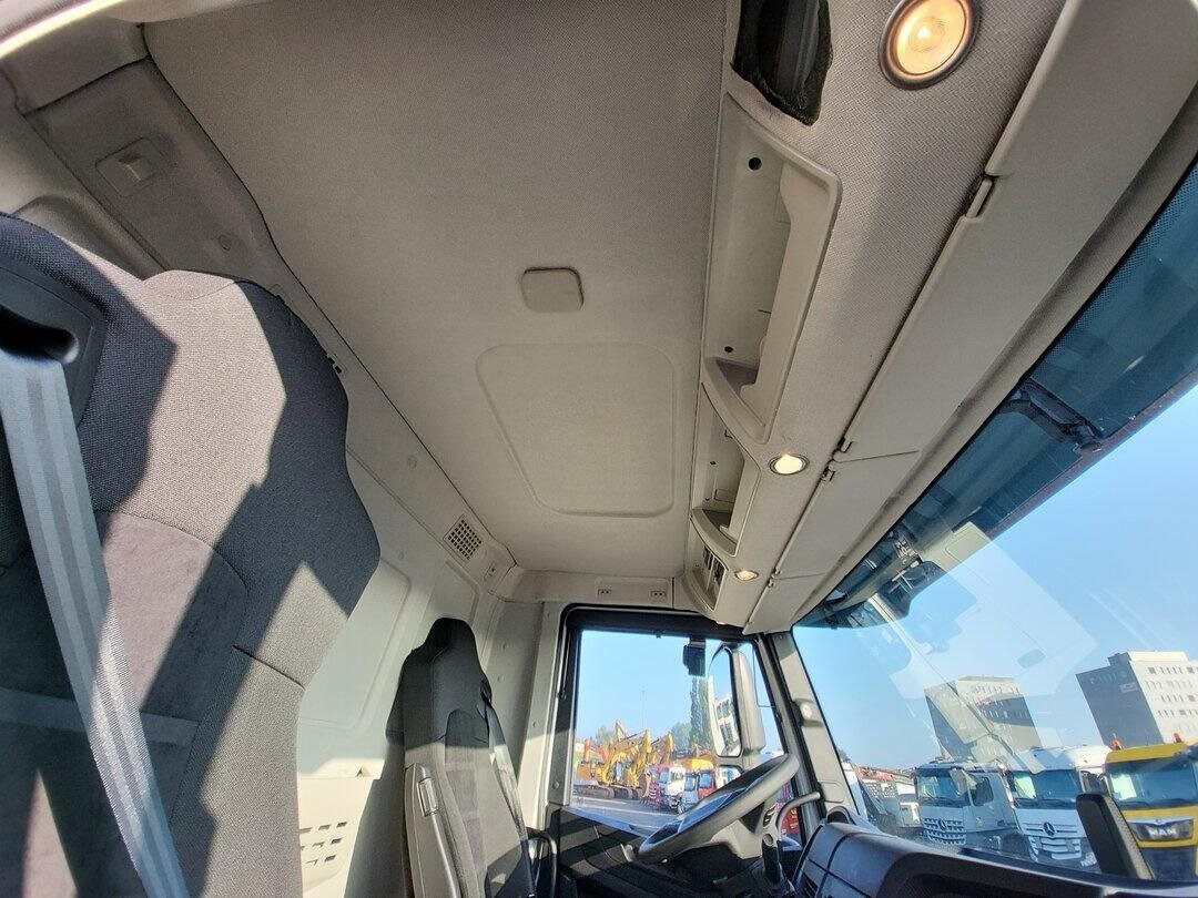 T-Way 360 6x6 T-Way 360 6x6 - شاحنة ذات الخطاف: صور 5 T-Way 360 6x6 T-Way 360 6x6 - شاحنة ذات الخطاف: صور 5