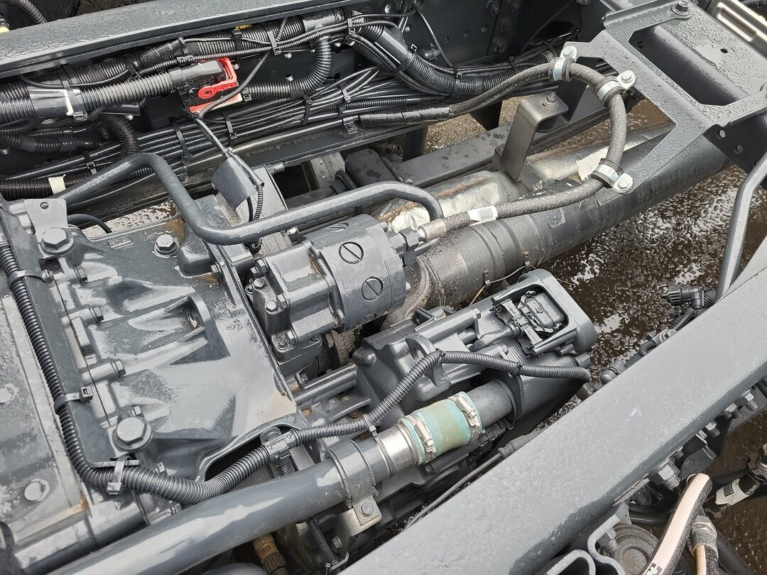 T-Way AT410T51 8x4 T-Way AT410T51 8x4, Retarder, 4x VORHANDEN! - قلابات: صور 5 T-Way AT410T51 8x4 T-Way AT410T51 8x4, Retarder, 4x VORHANDEN! - قلابات: صور 5