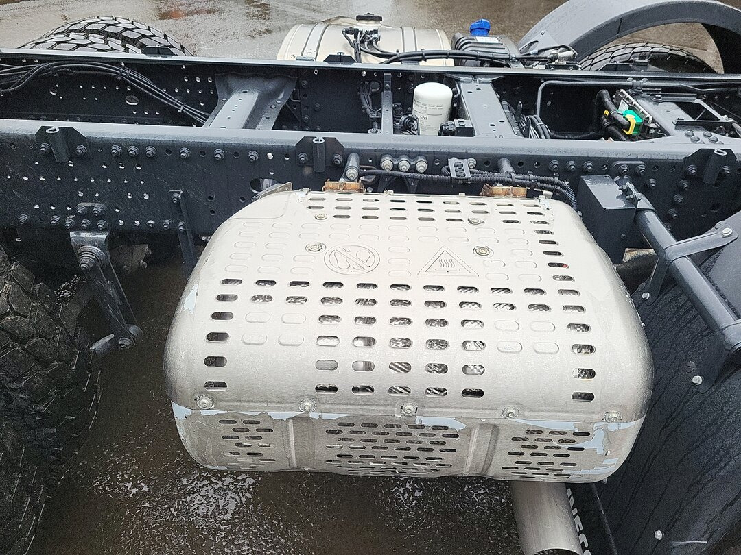 T-Way AT410T51 8x4 T-Way AT410T51 8x4, Retarder, Nebenantrieb, 4x VORHANDEN! - الشاسيه شاحنة: صور 3 T-Way AT410T51 8x4 T-Way AT410T51 8x4, Retarder, Nebenantrieb, 4x VORHANDEN! - الشاسيه شاحنة: صور 3