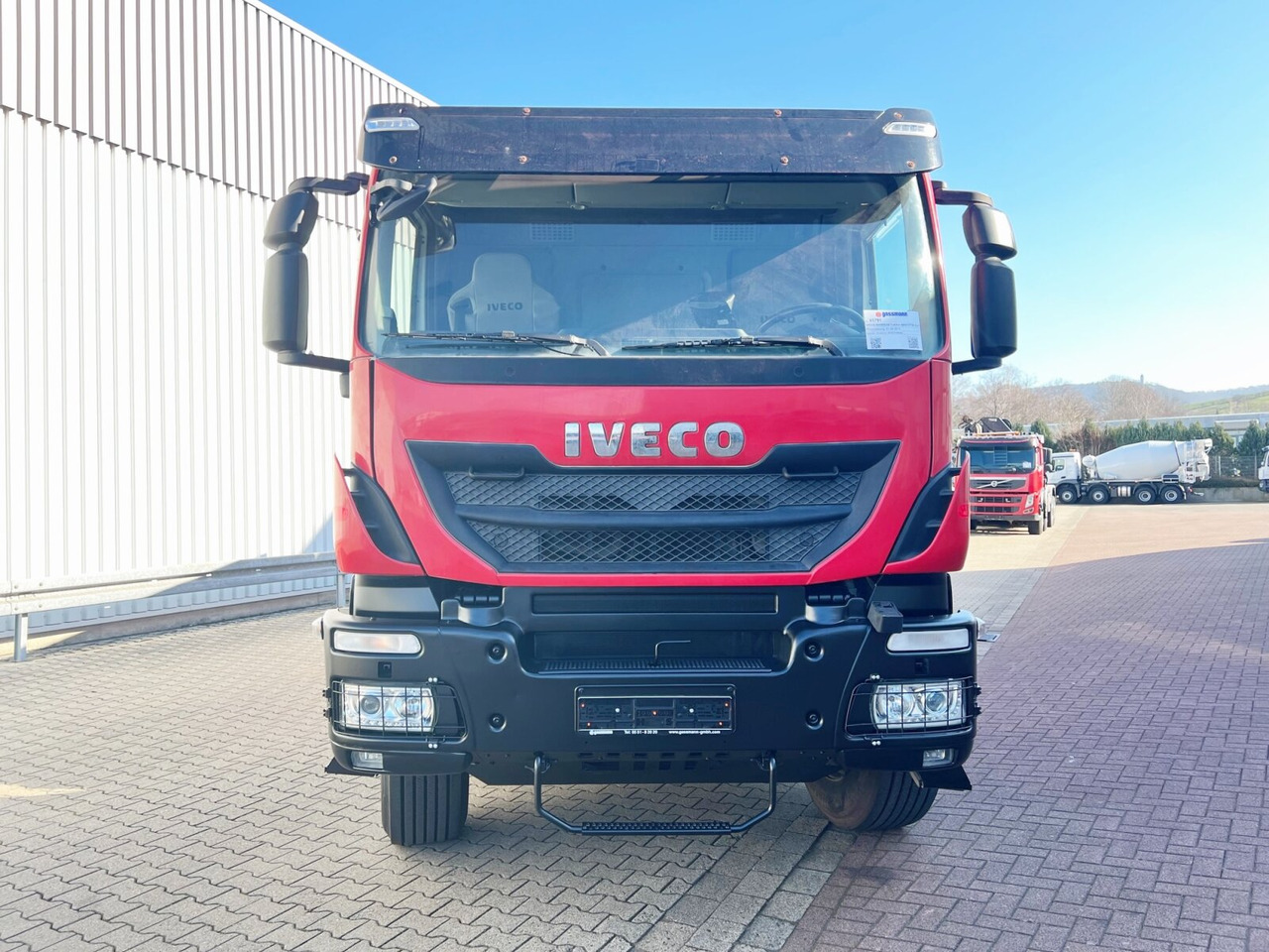 قلابات Trakker AD410T50 8x4 Trakker AD410T50 8x4, Stahlmulde ca. 16m³, hydr. Heckklappe: صور 9