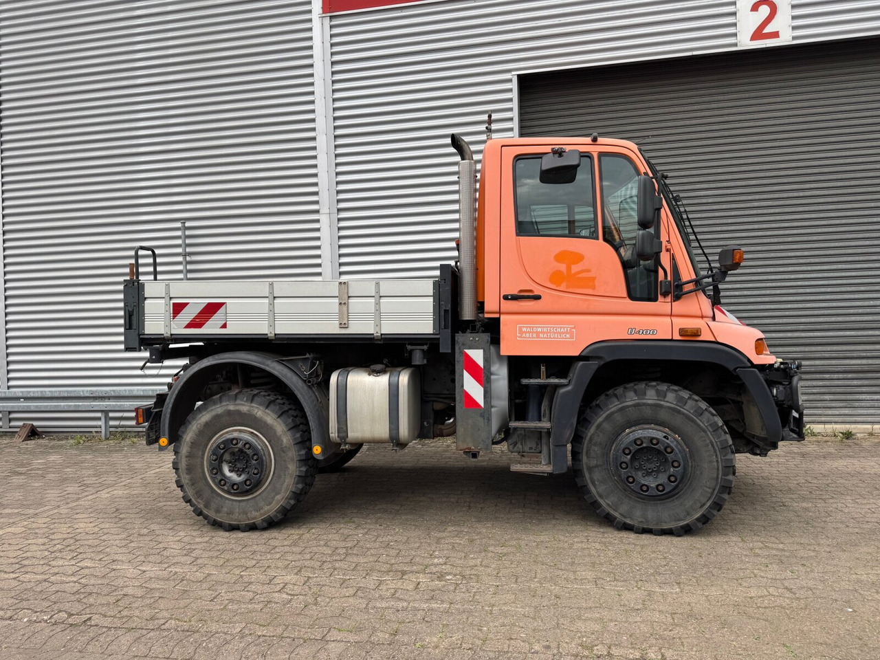 Unimog U 400 405/12 4x4 U 400 405/12 4x4, Kipper, Kommunalhydraulik, VarioPilot, Zapfwelle - الشاحنات الصغيرة: صور 2 Unimog U 400 405/12 4x4 U 400 405/12 4x4, Kipper, Kommunalhydraulik, VarioPilot, Zapfwelle - الشاحنات الصغيرة: صور 2