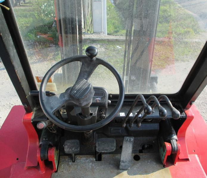 Mitsubishi FD40 - رافعة شوكية: صور 3 Mitsubishi FD40 - رافعة شوكية: صور 3