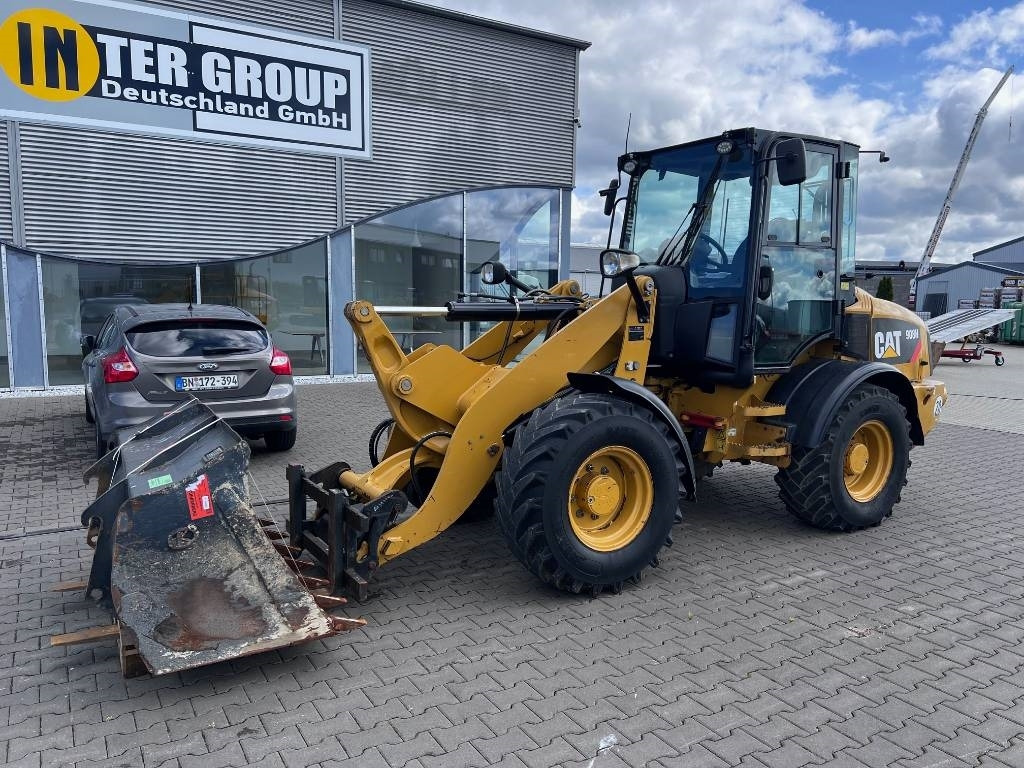 CAT 908 H - اللودر بعجل: صور 2 CAT 908 H - اللودر بعجل: صور 2