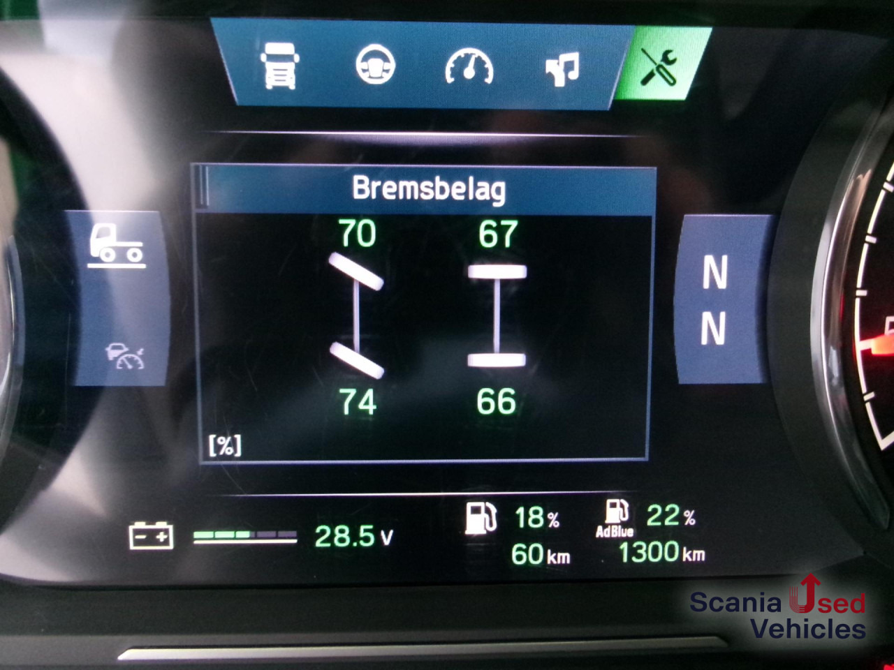 SCANIA R 450 A4x2EB 2 Tanks Standklima TOP!!! - شاحنة جرار: صور 4 SCANIA R 450 A4x2EB 2 Tanks Standklima TOP!!! - شاحنة جرار: صور 4