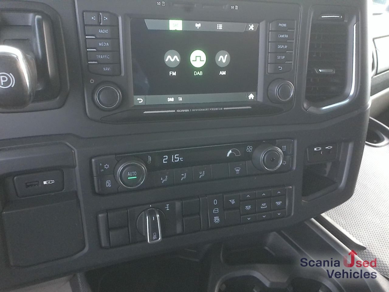 SCANIA R 450 A4x2EB - شاحنة جرار: صور 2 SCANIA R 450 A4x2EB - شاحنة جرار: صور 2