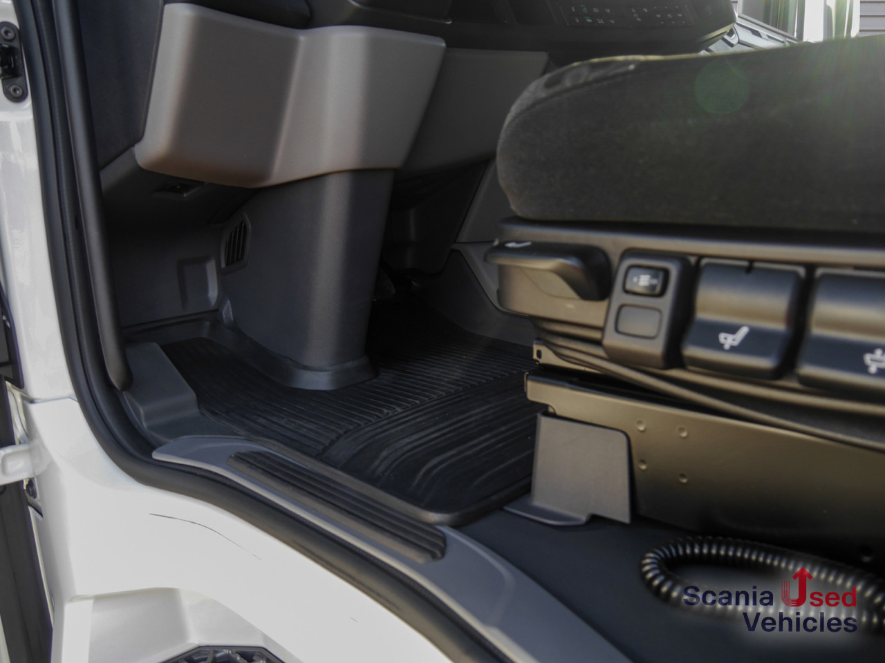 SCANIA R 460 A4x2NA - SUPER - - شاحنة جرار: صور 3 SCANIA R 460 A4x2NA - SUPER - - شاحنة جرار: صور 3