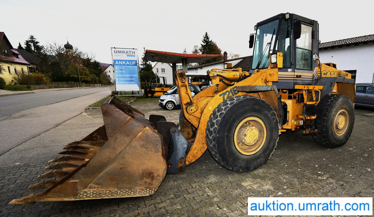 CASE 721 B - اللودر بعجل: صور 1 CASE 721 B - اللودر بعجل: صور 1