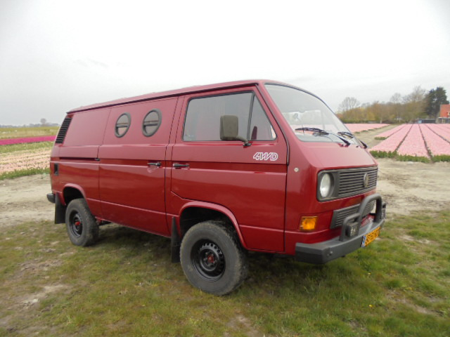 VOLKSWAGEN T3 Syncro 4X4 1.9 TD Wie neu! - كرفان فان: صور 2 VOLKSWAGEN T3 Syncro 4X4 1.9 TD Wie neu! - كرفان فان: صور 2